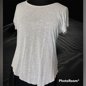 Apt 9 XL silver studded light grey sparkle tee. Sh0017